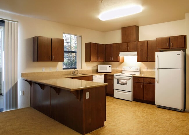 Photo - Grove at Sunset Court