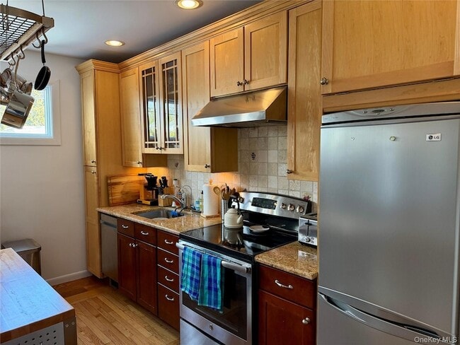 Photo - 109 14th Ave