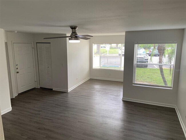 Photo - 4752 Walden Cir Unit 715