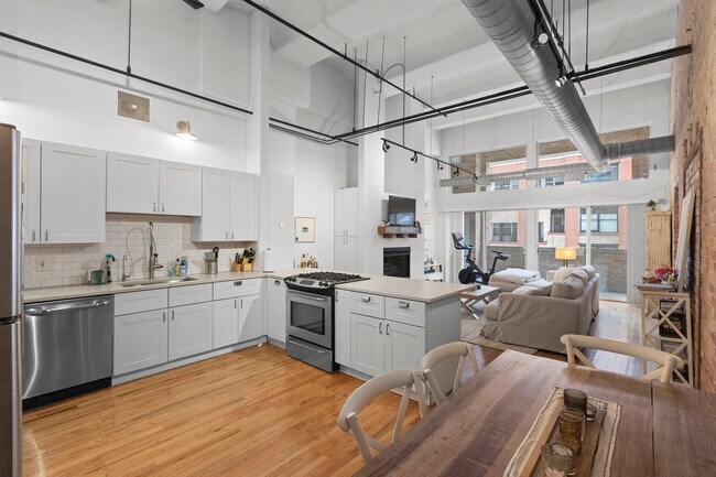 1000 W Washington-314 - 1000 W Washington-314 Condo Unit 314