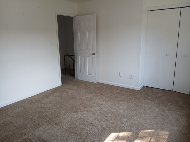 Photo - 2241 Sedgewick Dr