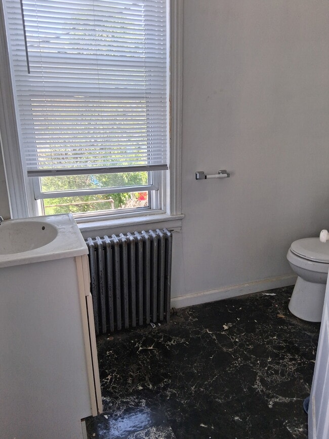 Photo - 619 S 6th St Unit 619 S 6th st