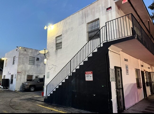 Photo - 1601 NW 62nd St Apartment Unit 18