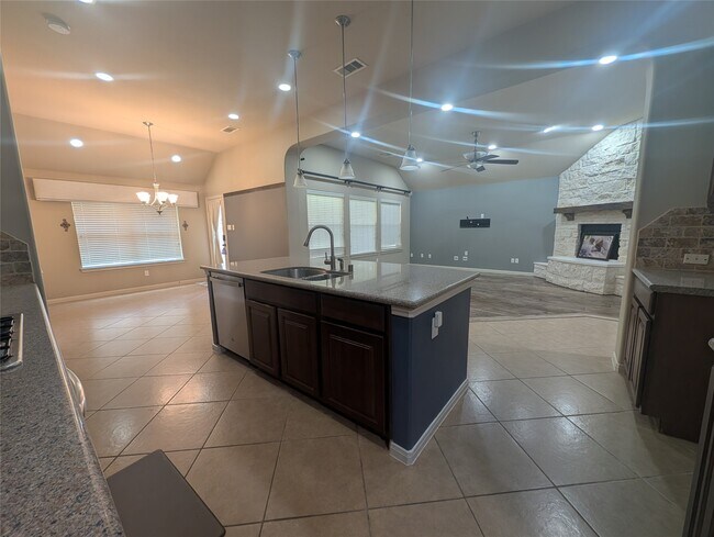 Photo - 14915 Bronze Finch Dr