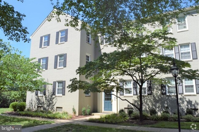 Building Photo - 1413 Belle View Blvd Unit B2 Rental
