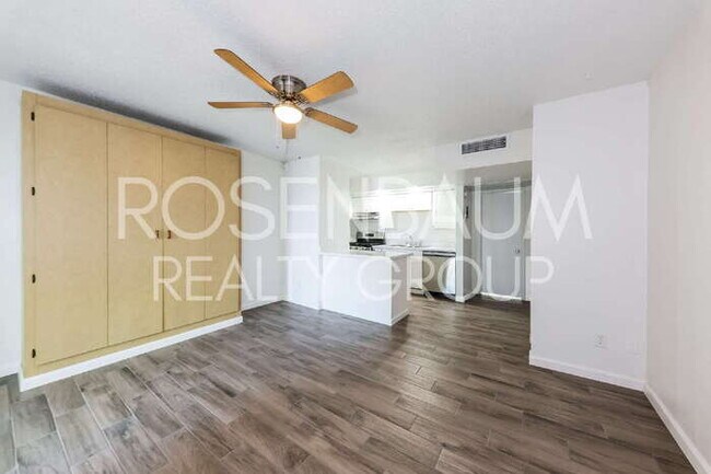 Photo - 6320 N 16th St Unidad 202