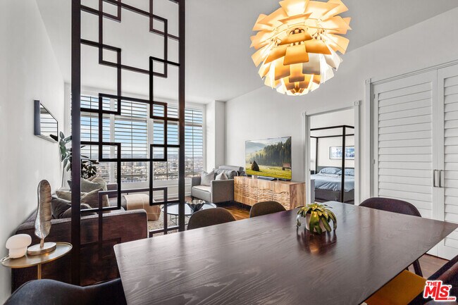 Building Photo - 900 W Olympic Blvd Unit 36F