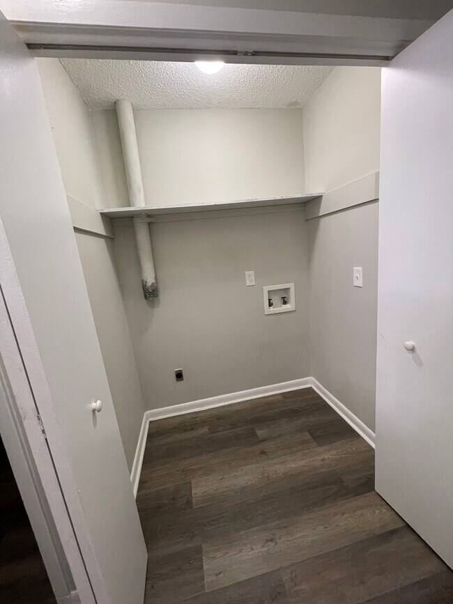 Photo - 8241 Glenwoods Dr Unit 8241