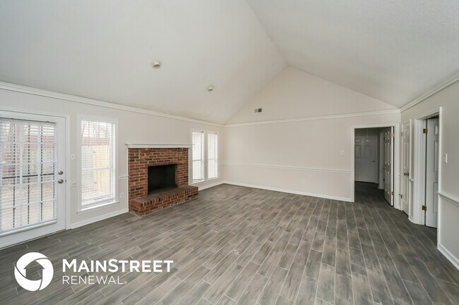 Photo - 8915 Lanthorn Cove