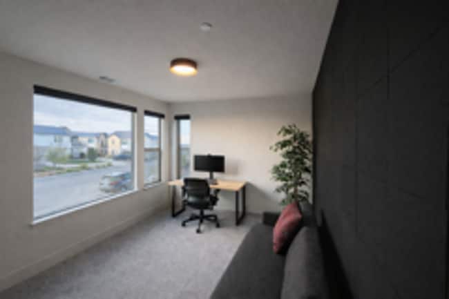 Photo - Beautiful home for rent in gated community in Visalia!