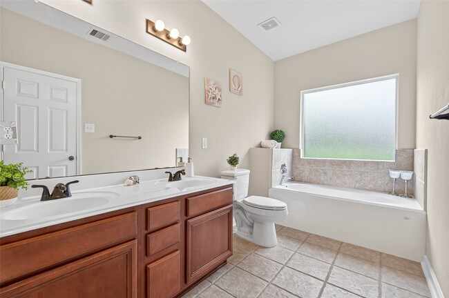 Photo - 10427 Lyndon Meadows Dr