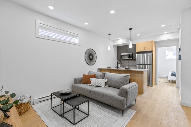 Photo - 9805-9153 153 St NW Unité BSMT 9805