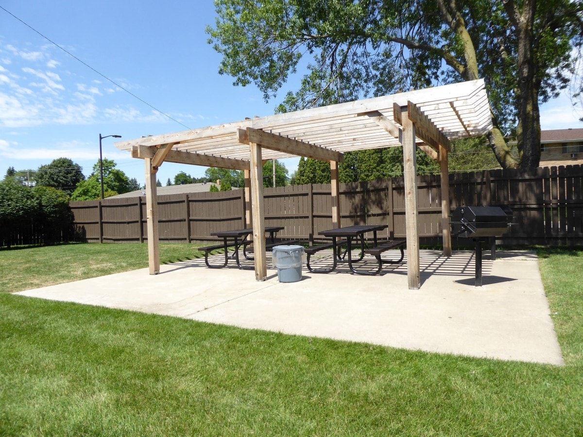 Photo - Valley Place Apartments