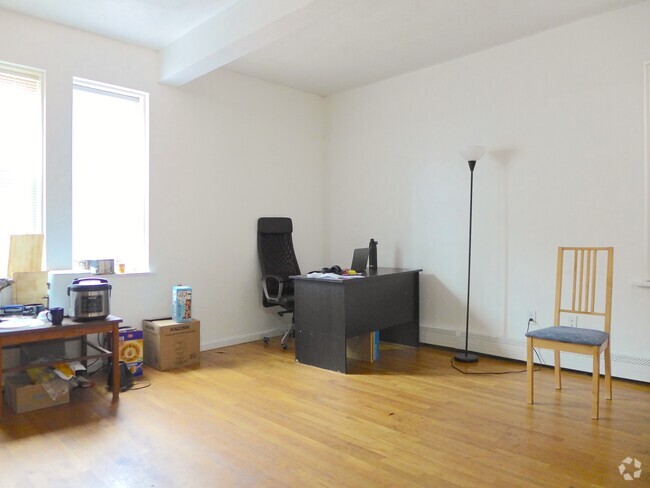Building Photo - 24 S Huntington Ave Rental