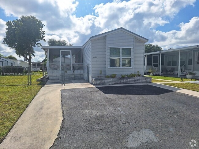 Building Photo - 35303 SW 180th Ave Rental