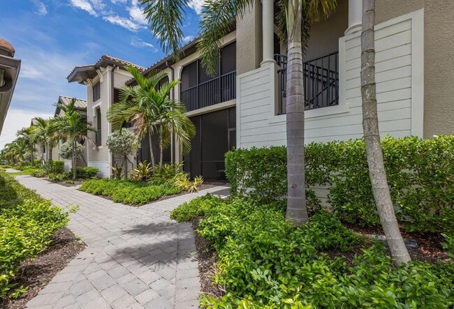 Photo - 5721 Palmer Cir Unit 103