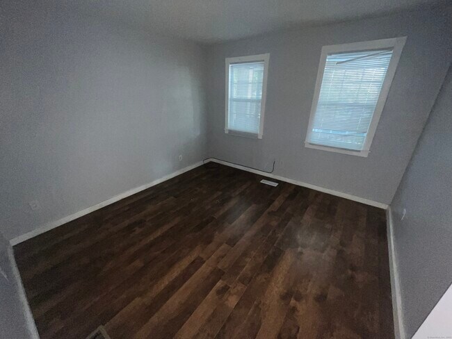 Photo - 212 Newhall St Unit 1