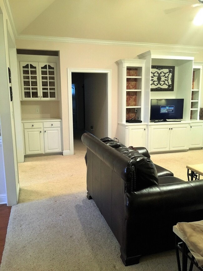 Photo - Beautiful home in Bayou Bend....