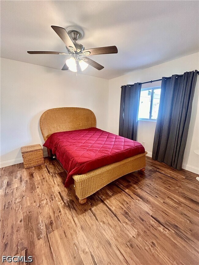 Photo - 2590 First St Unidad 113