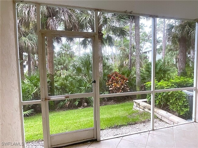 Building Photo - 3002 Sandpiper Bay Cir Unit A103