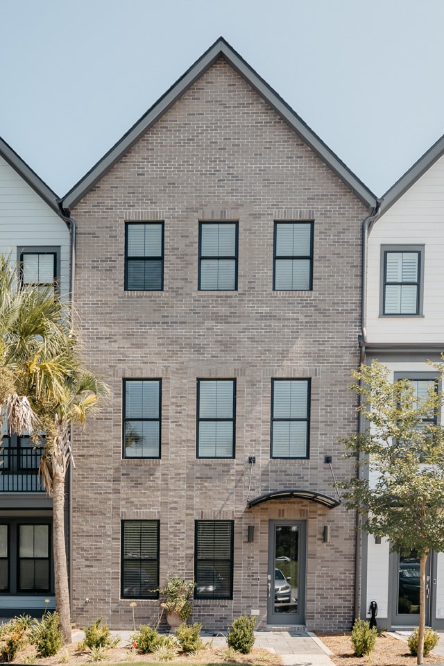 Building Photo - 1632 Florentia St Rental