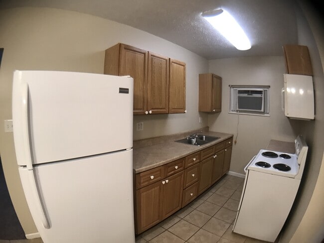 Building Photo - 132 Penn St Unit 136-1