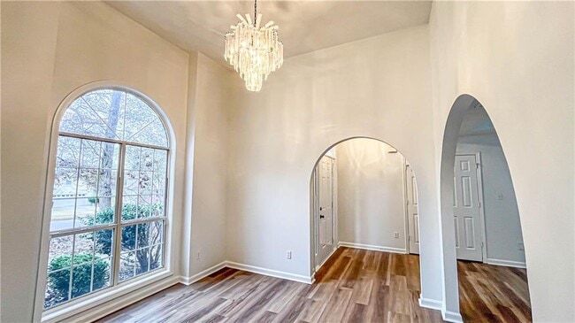 Photo - 479 Crosshaven Way