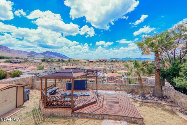 Photo - 6372 Franklin Ridge Dr