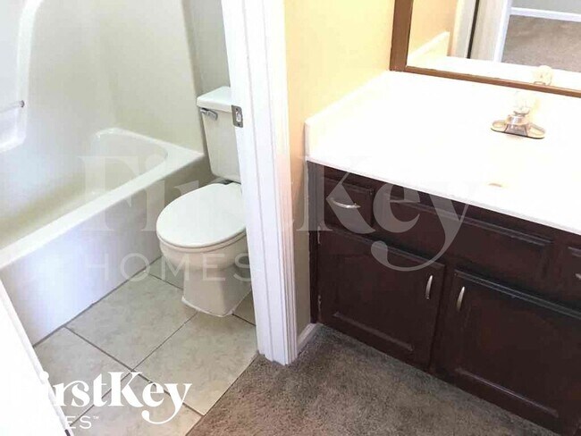 Photo - 7090 Maryland Ct