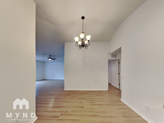 Photo - 2904 N Massachusetts Ave