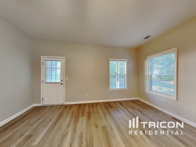 Photo - 6916 Talkeetna Ct SW