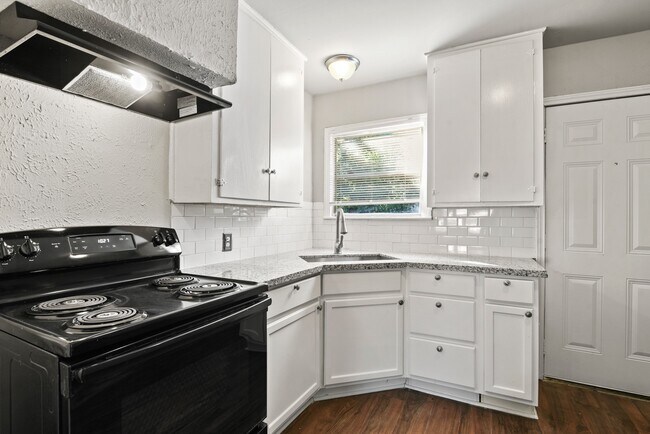 Photo - 911 Patsy Dr