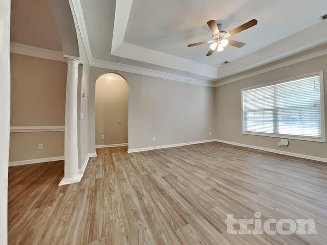 Photo - 203 Manor View Ct