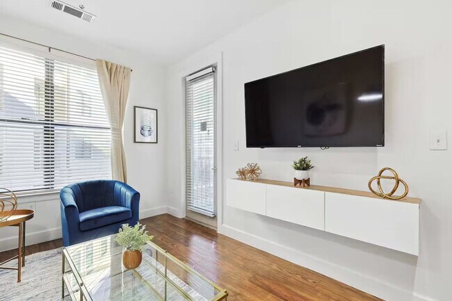 5275 Town and Country Blvd Unit SI ID1363555P