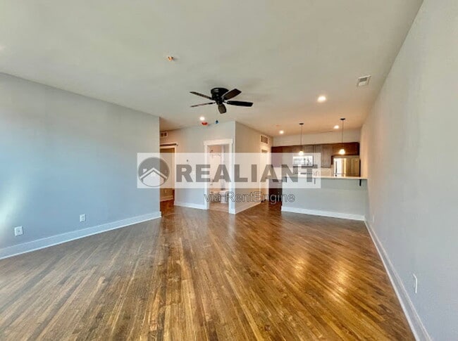 Building Photo - 811 Madison Ave Unit 100