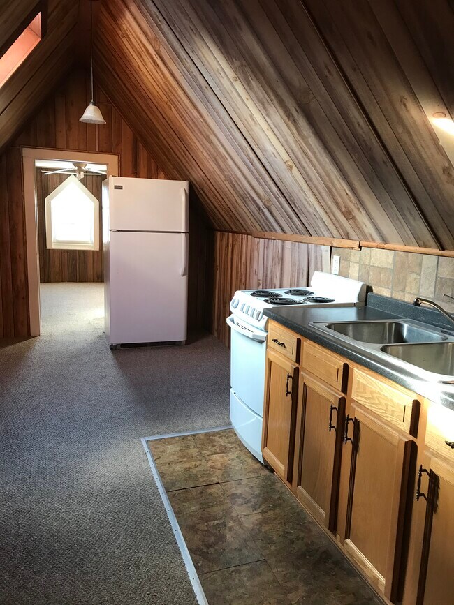 1227 East St Apartments Honesdale, PA