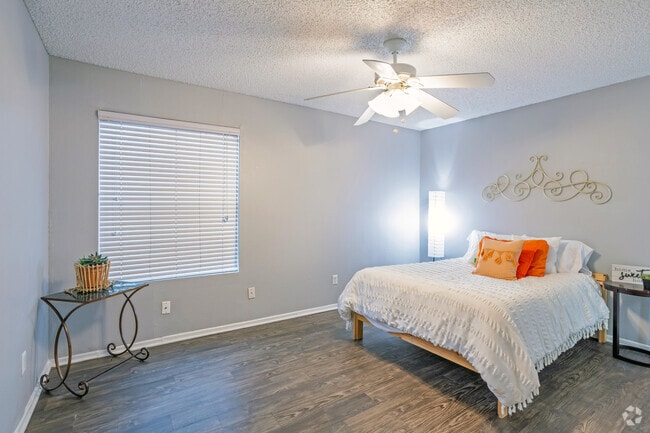 2BR, 2BT - The Mingler - 1020SF - Master Bedroom