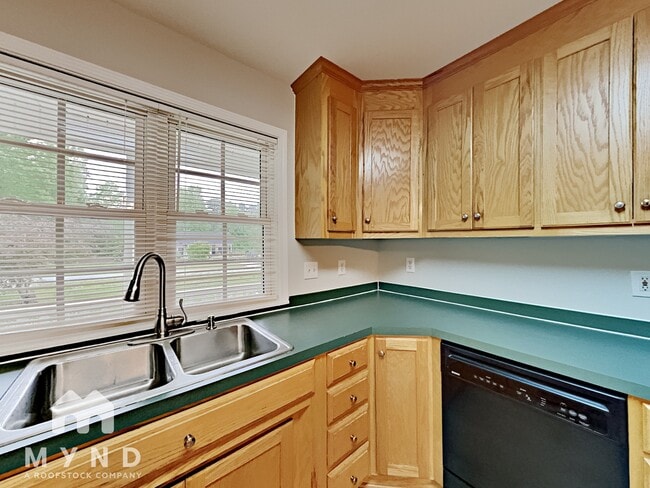 Photo - 618 Kilbart Ct