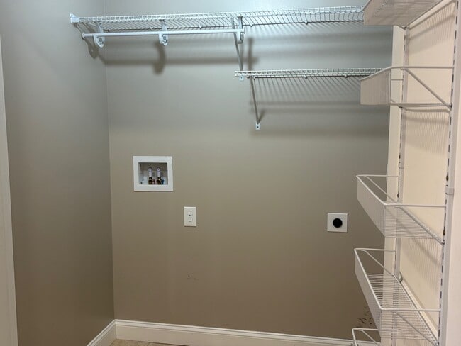 Photo - 9 Woodduck Ln Unit #2