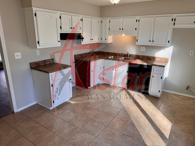 Photo - 6440 Lynnfield Rd