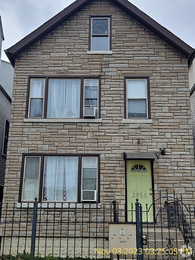 Building Photo - 2858 N Drake Ave Unit 1 Rental