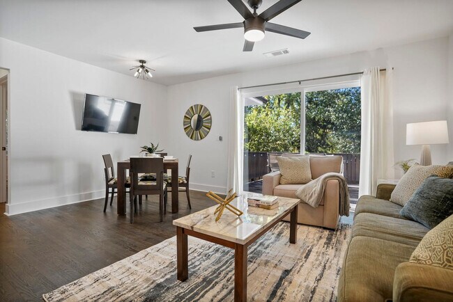 Photo - 975 Shadowridge Dr SE Unit SI ID1475253P