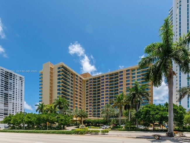 Building Photo - 2501 S Ocean Dr Unit 1533