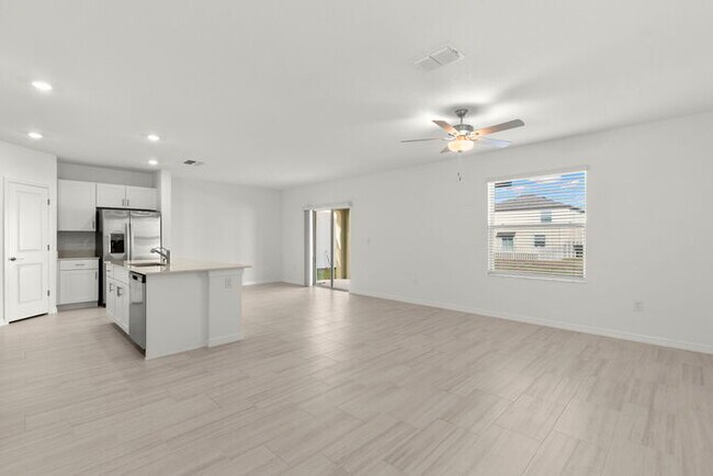 Photo - LIKE NEW Home For Rent in Mirada!