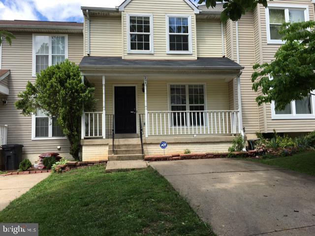 Photo - 204 Staunton Ct Townhome