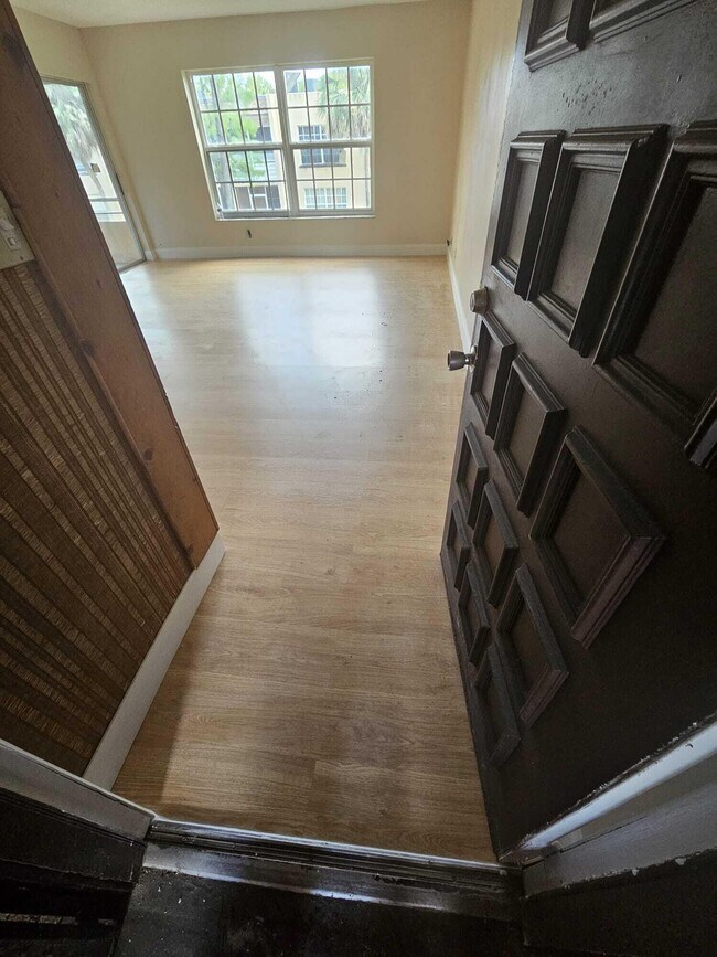 Photo - 4211 NW 19th St Unit 176