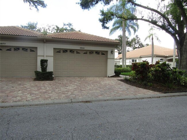 3881 Chatsworth Greene Ct