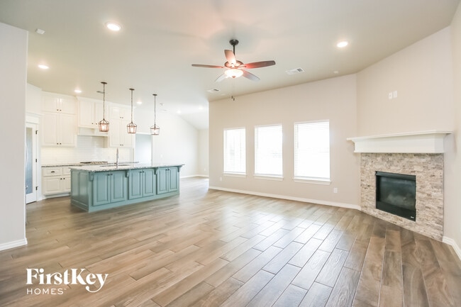 Photo - 3401 Ontario Cir