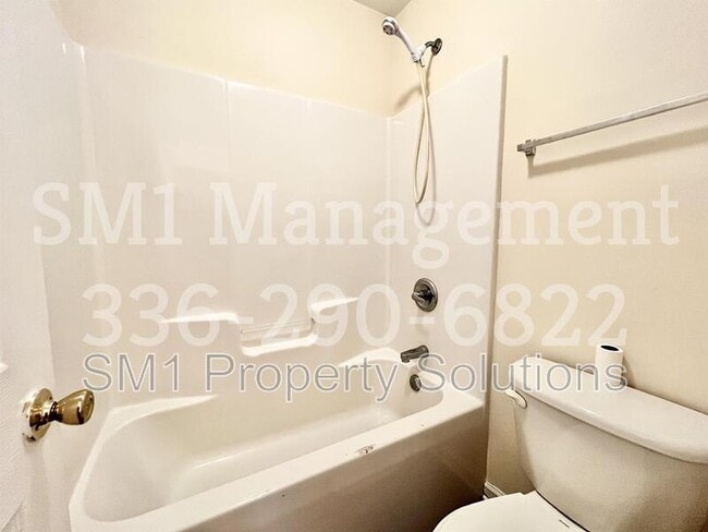 Photo - 121 Thomas St