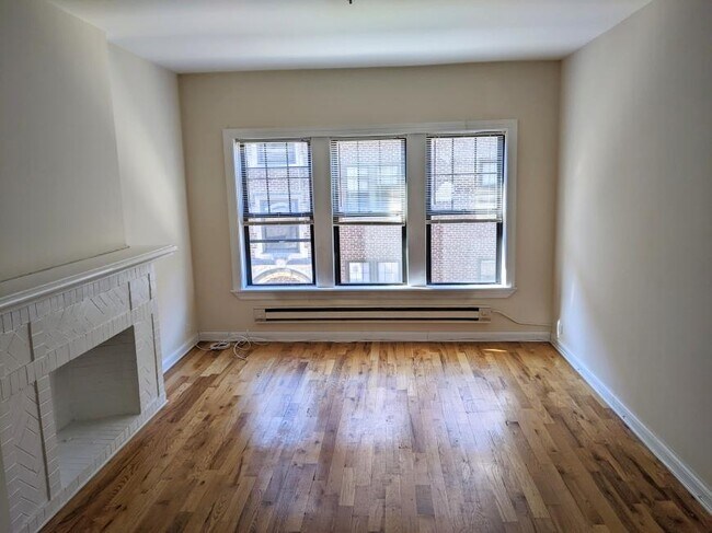 Photo - 1 bedroom in Evanston IL 60201 Unit C1